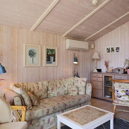 Ferienhaus 4 Person In F Llenslev *