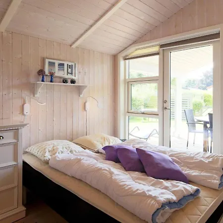 Ferienhaus 4 Person In F Llenslev Føllenslev